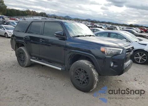 2020 Toyota 4Runner Sr5/Sr5 Premium из США, поврежденный, VIN JTEBU5JR1L5764403